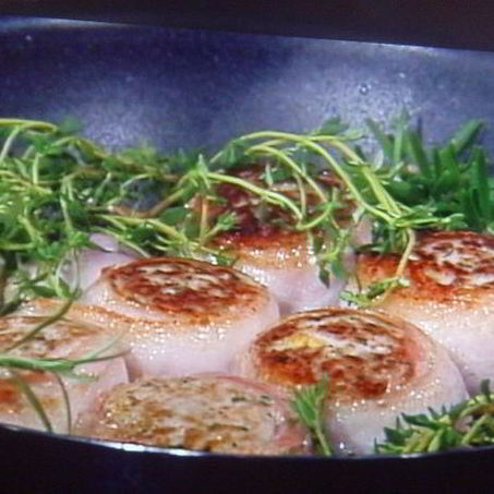 Рецепт Тефтелей в беконе с начинкой из моцареллы