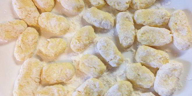 Рецепт ленивых вареников с шафраном и лимонной цедрой