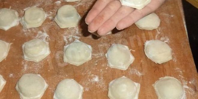 Рецепт вареников с грибами