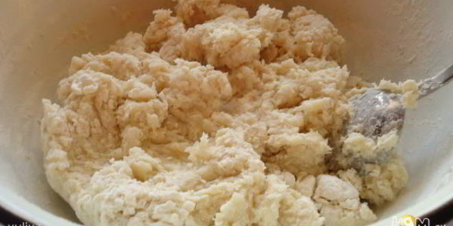 Рецепт вареников с клубникой на заварном тесте