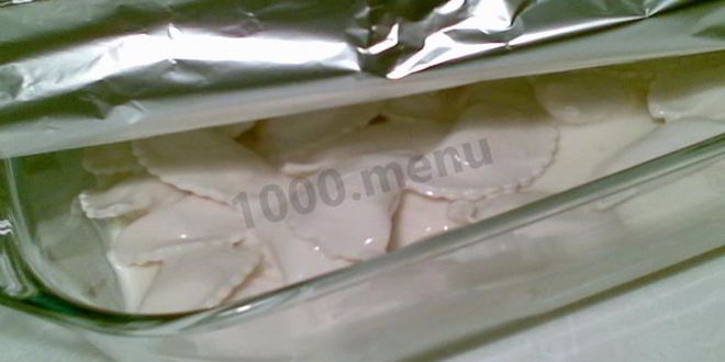 Рецепт вареников с медовой сметаной