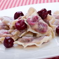 Рецепт Вареников с вишней на пару на кефире