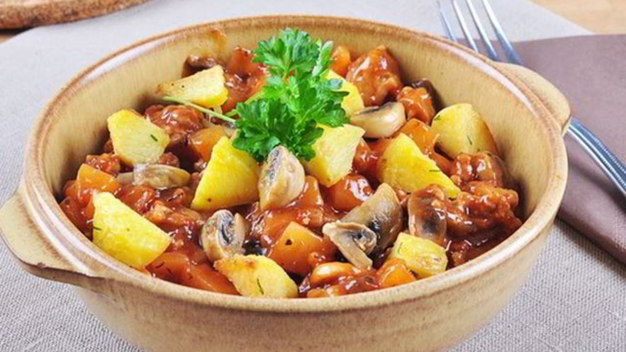 Рецепт жаркого из овощей с фаршем