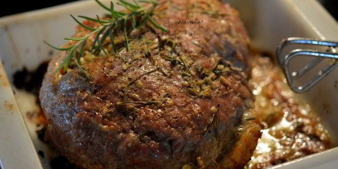 Рецепт жаркого из свинины с чесноком и розмарином