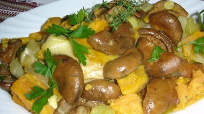 Рецепт Жаркого с курицей и грибами