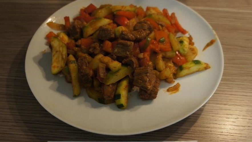 Рецепт жаркого с овощами и говядиной