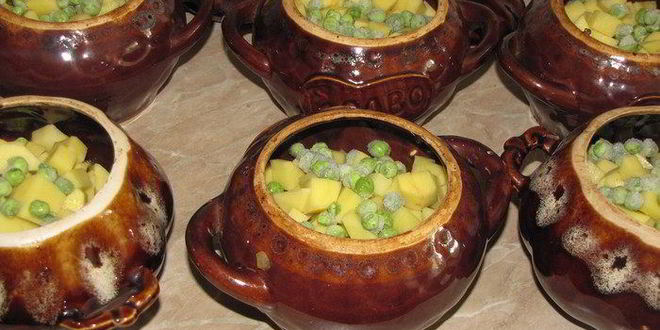 Рецепт жаркого в горшочках с белыми грибами и свининой