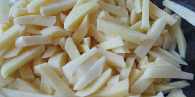 Рецепт жаркого в горшочках с котлетами