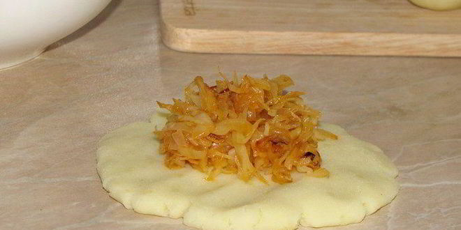 Рецепт картофельных зраз с капустой из духовки