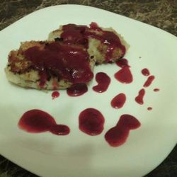 Рецепт Картофельных зраз с клюквенным соусом