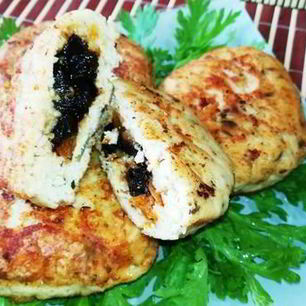 Рецепт Куриных зраз с сухофруктами и апельсиновым соусом