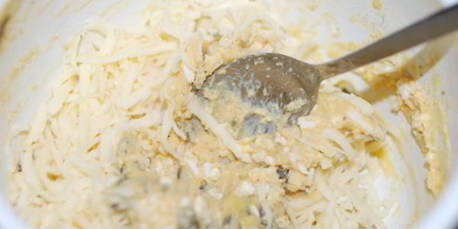 Рецепт мясных зраз с сыром и яйцом