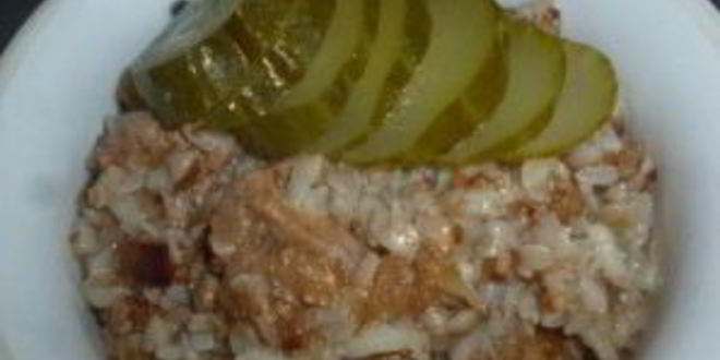 Рецепт гречки с тушенкой на сковороде