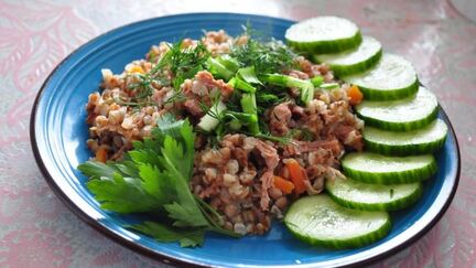 Рецепт Гречки с тушенкой ветчиной в мультиварке