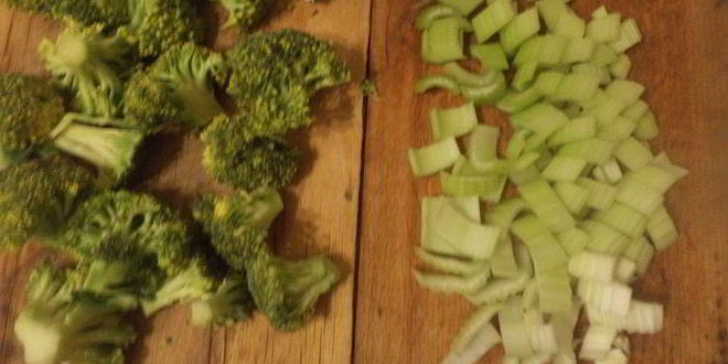 Рецепт гречневой каши с брокколи, морковью и сельдереем