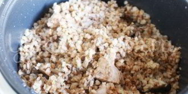 Рецепт гречневой каши с мясом и грибами в мультиварке