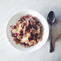 Каша из киноа с яблоками