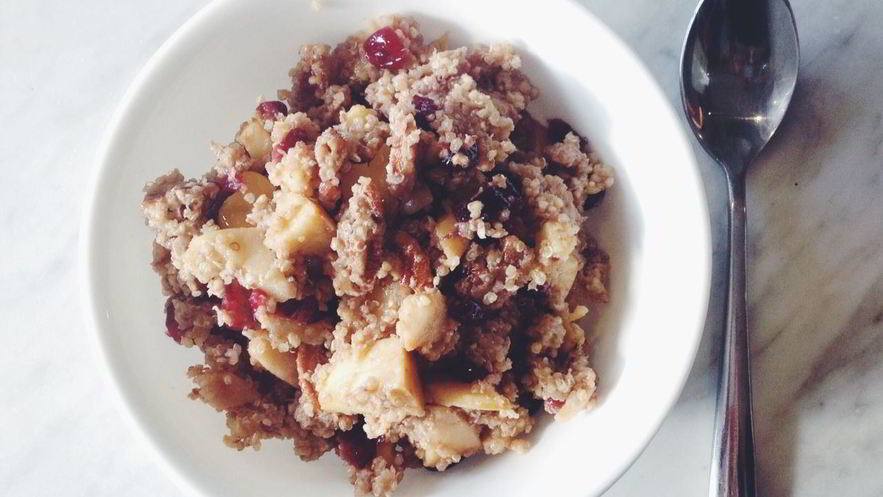 Рецепт каши из киноа с яблоками