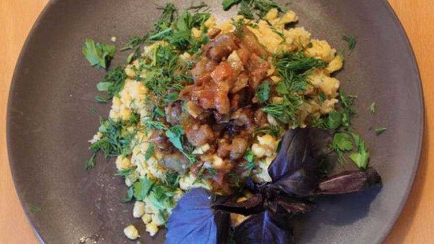 Рецепт гороховой каши с баклажанами