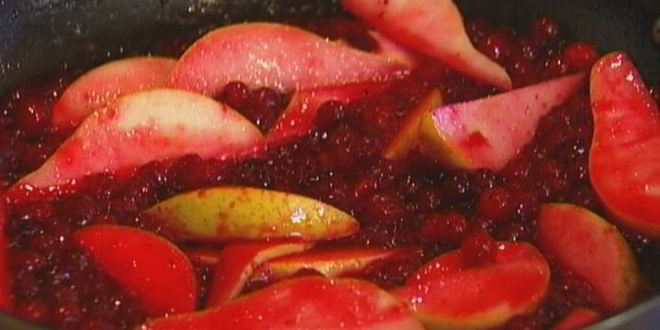 Рецепт кукурузной каши с грушей, изюмом и клюквой