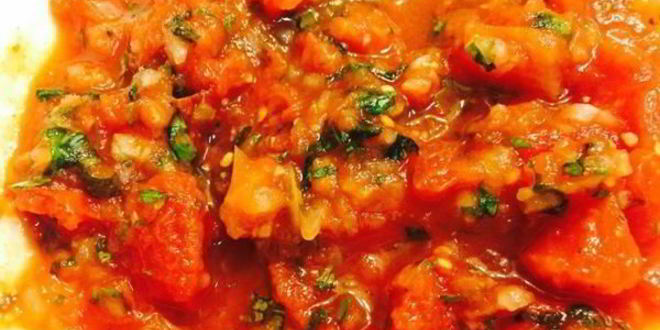 Рецепт поленты под соусом из грибов и томатов