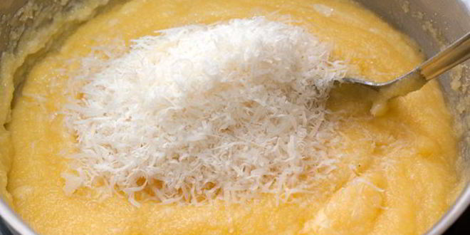 Рецепт запеченной поленты с пармезаном