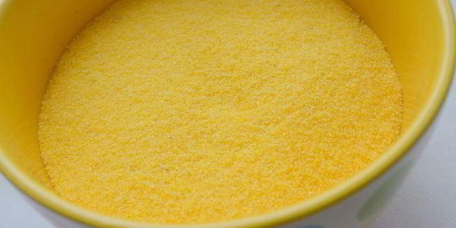 Рецепт запеченной поленты с вялеными томатами и пармезаном