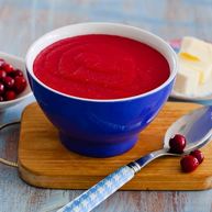 Рецепт Манной каши на клюквенном соке в мультиварке