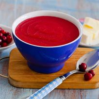 Рецепт Манной каши на клюквенном соке в мультиварке