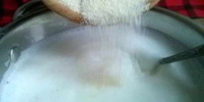 Рецепт манной каши на молоке