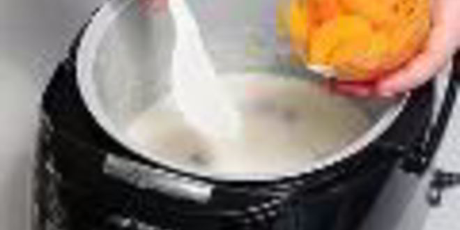 Рецепт манной каши с фруктами в мультиварке