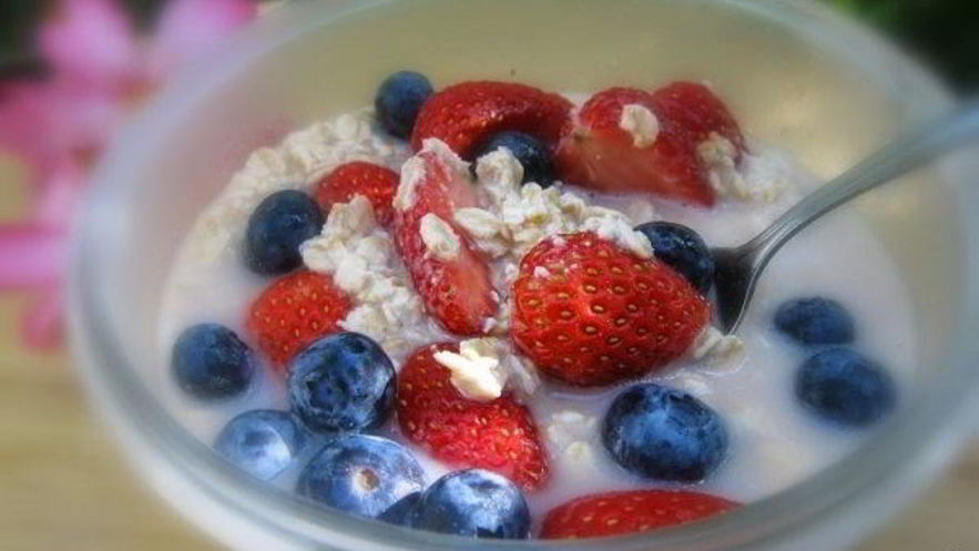 Рецепт ленивой овсянки в банке