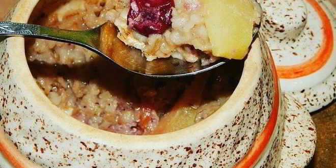Рецепт овсяной каши с орехами и яблоками в духовке