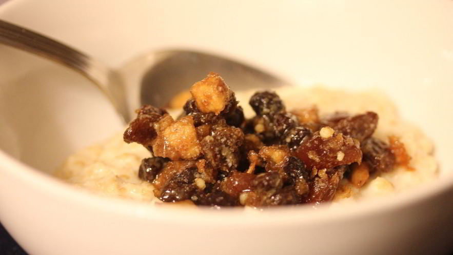 Рецепт овсяной каши с пряным яблочным конфитюром