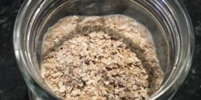 Рецепт овсянки в банке с отрубями и фруктами