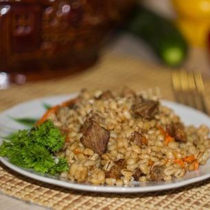 Рецепт Перловки в духовке в горшочке с мясом говядины