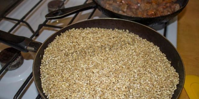 Рецепт перловки в духовке в горшочке с мясом говядины