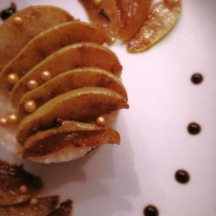 Рецепт Молочной рисовой каши с яблоками и изюмом