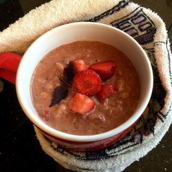 Рецепт Рисовой каши с клубникой и шоколадом