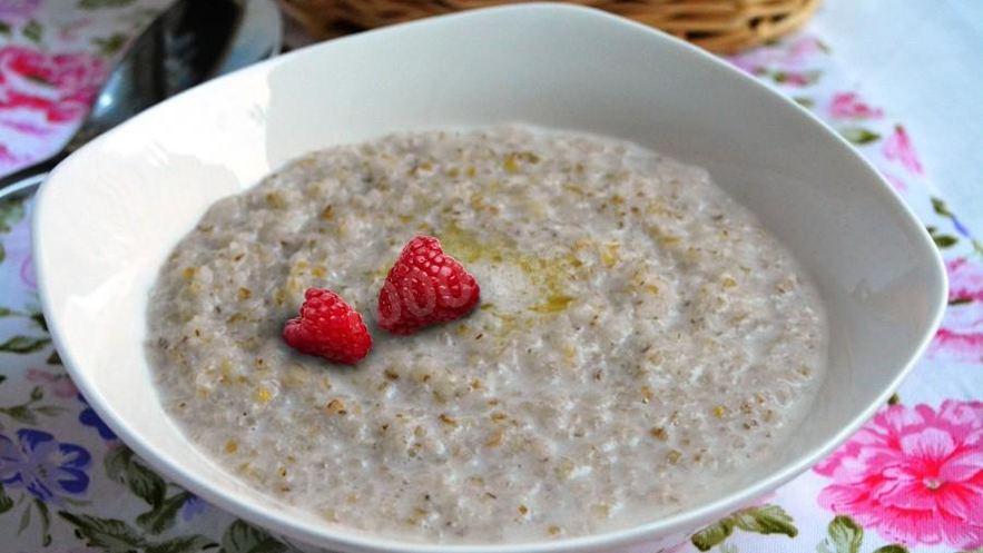 Рецепт ячневой каши на воде и молоке