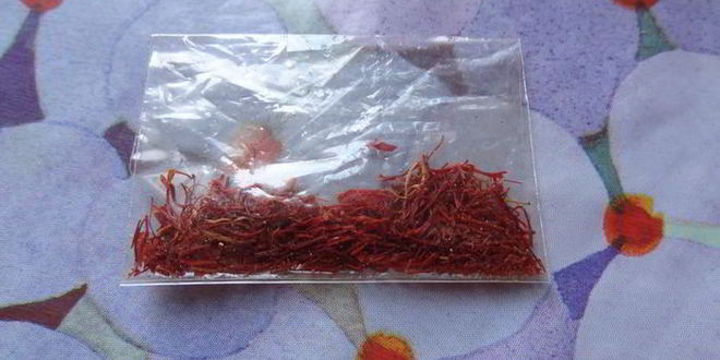 Рецепт быстрых груш в шафрановом сиропе