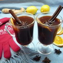 Безалкогольный глинтвейн с курагой и черносливом