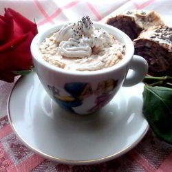 Рецепт Карамельного кофе под сливочной шапочкой