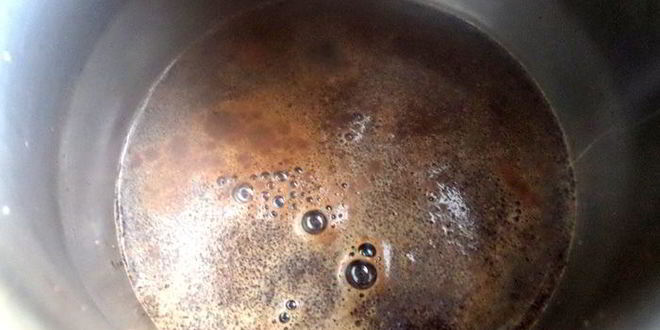 Рецепт карамельного кофе под сливочной шапочкой