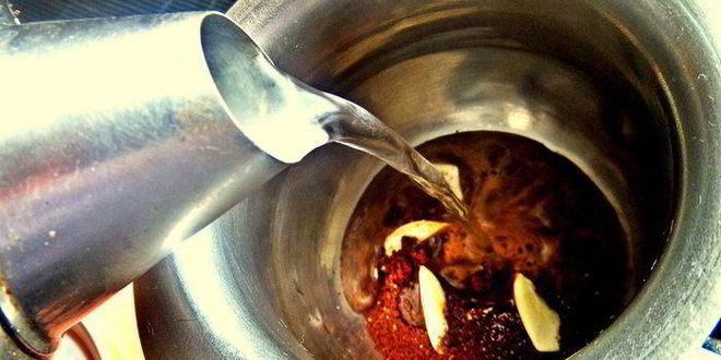 Рецепт пикантного кофе с чесноком