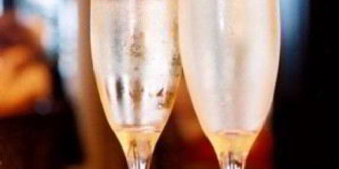 Рецепт коктейля с игристым вином