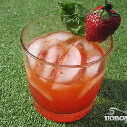 Рецепт Коктейля с клубникой и базиликом