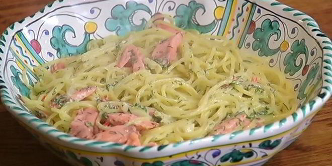 Рецепт спагетти с копченой форелью и джином