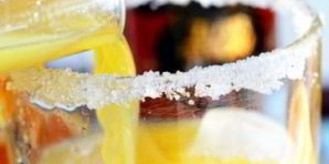 Рецепт коктейля текила-санрайз