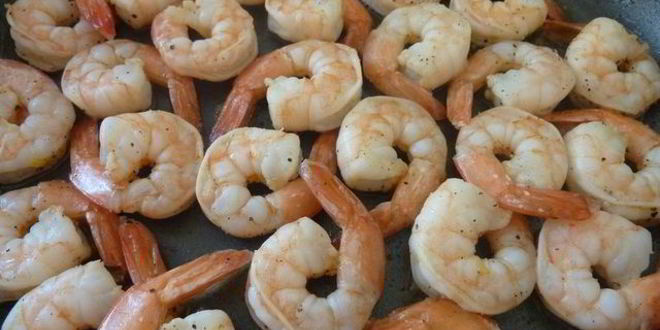 Рецепт жареных креветок с текилой